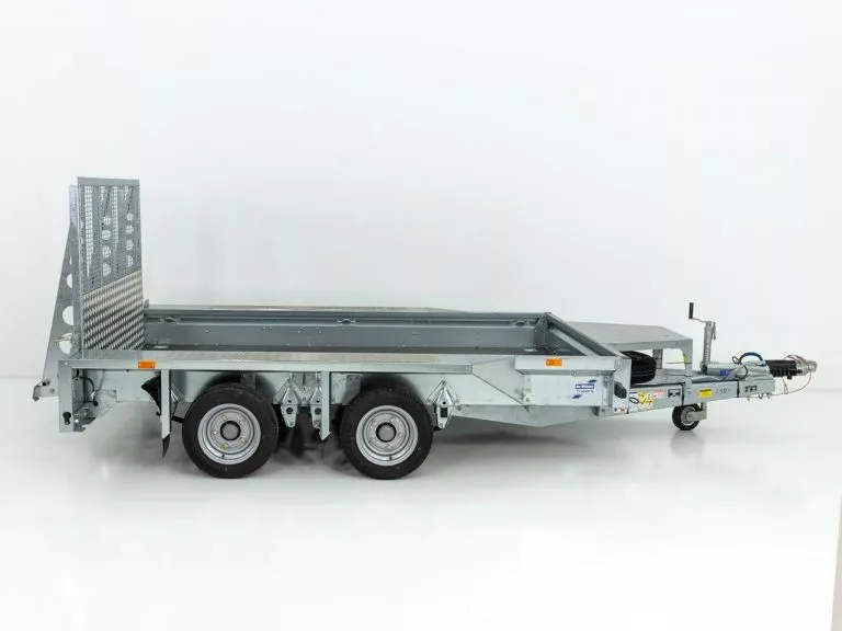 Ifor Williams Baumaschinenanhänger GX105 2,7t|Auffahrrampe – Bild 3