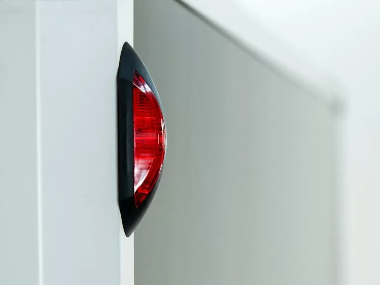 Variant Kofferanhänger Black Edition H:188 2,0t – Bild 10