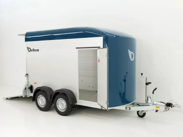 Debon Kofferanhänger Cargo H:200cm 2,0t|Alu|Polybug|Tür|blau – Bild 6