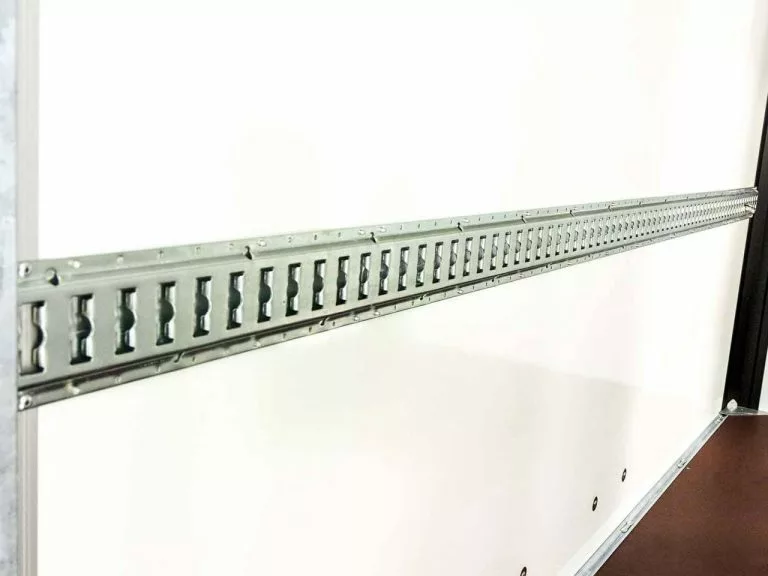 Henra Kofferanhänger Boxvan black H:190 2,7t|Rampe Türe – Bild 8