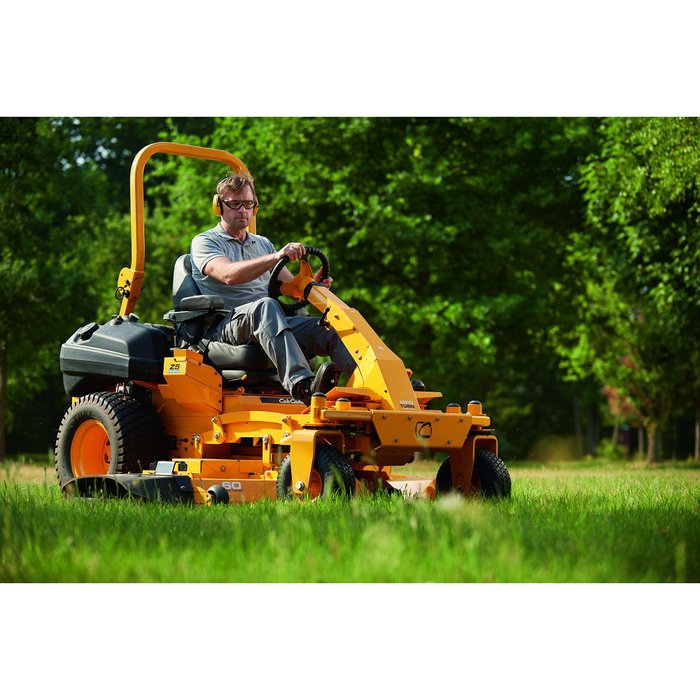 CUB CADET Z5 152 Zero-Turn Aufsitzmäher – Bild 3