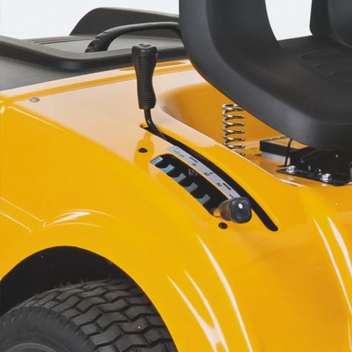 CUB CADET LT3 PR105 Rasentraktor – Bild 2