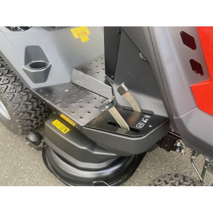 EFCO EF 106/24 KH 4×4 Exclusive Rasentraktor – Bild 8