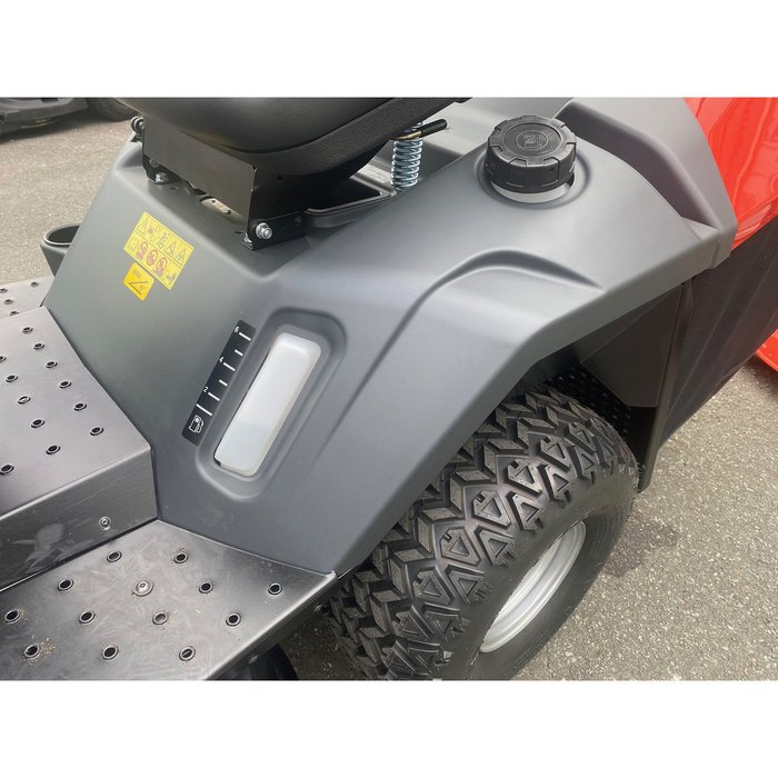 EFCO EF 106/24 KH 4×4 Exclusive Rasentraktor – Bild 7