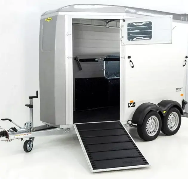 Humbaur Pferdeanhänger Notos Alu 2700 S |silber| Frontausstieg
