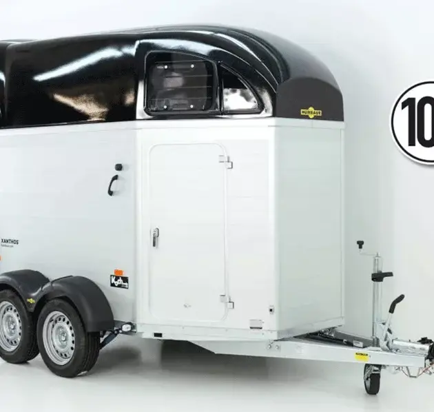 Humbaur Pferdeanhänger XANTHOS 2400|schwarz|Sattelkammer