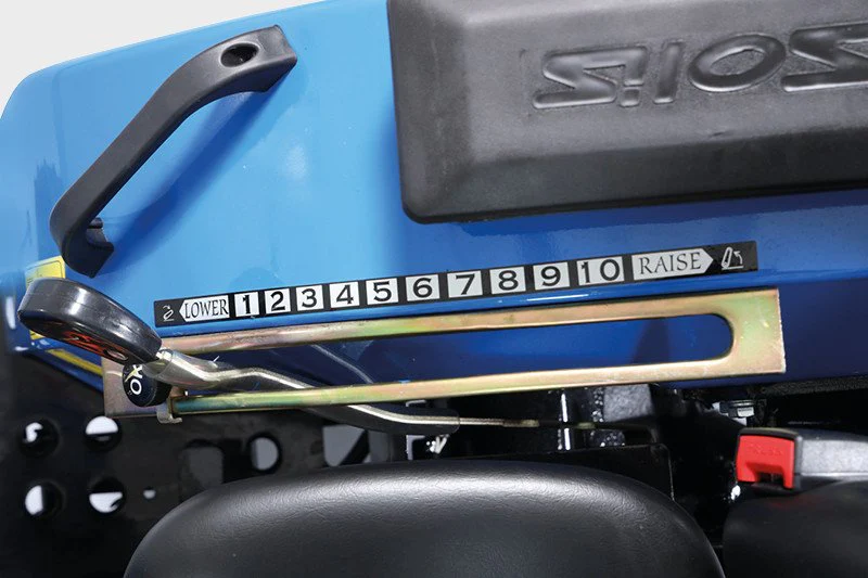 Solis Kompakttraktor 16 Grundmaschine ohne Bereifung – Bild 4
