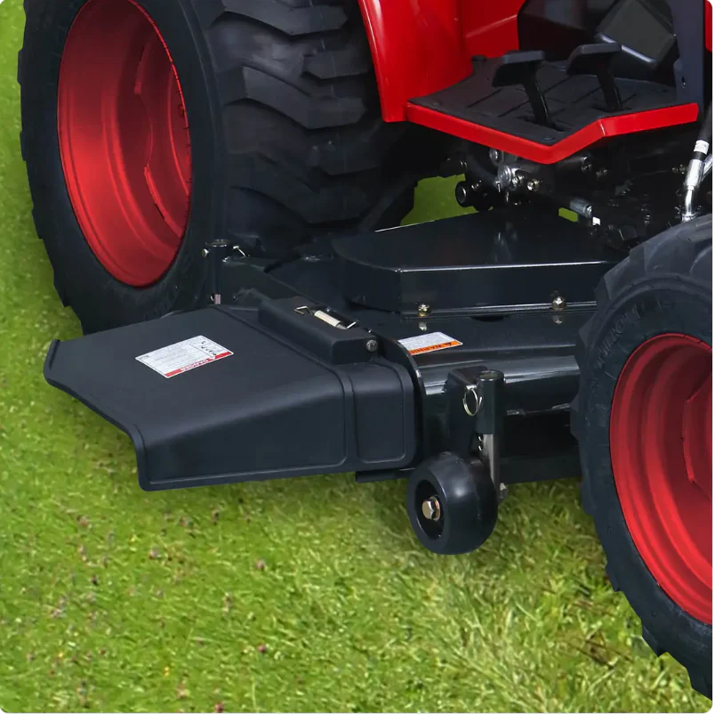Tym Allrad-Kompakttraktor T255 mit Rasenbereifung, 153cm Zwischenachsmähwerk und Frontlader – Bild 3